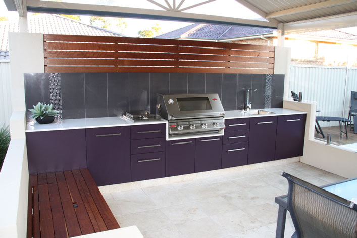 http://www.paradise-kitchens.com.au/images/gallery/outdoor-kitchen-b-2.jpg