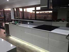gloss white kitchen