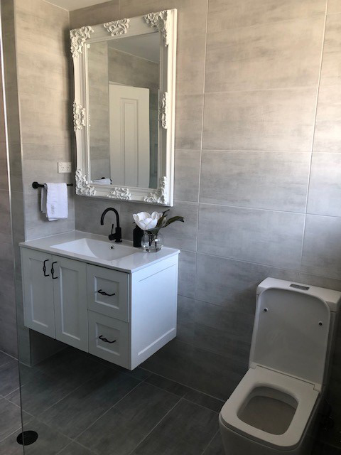 hamptons bathroom vanity